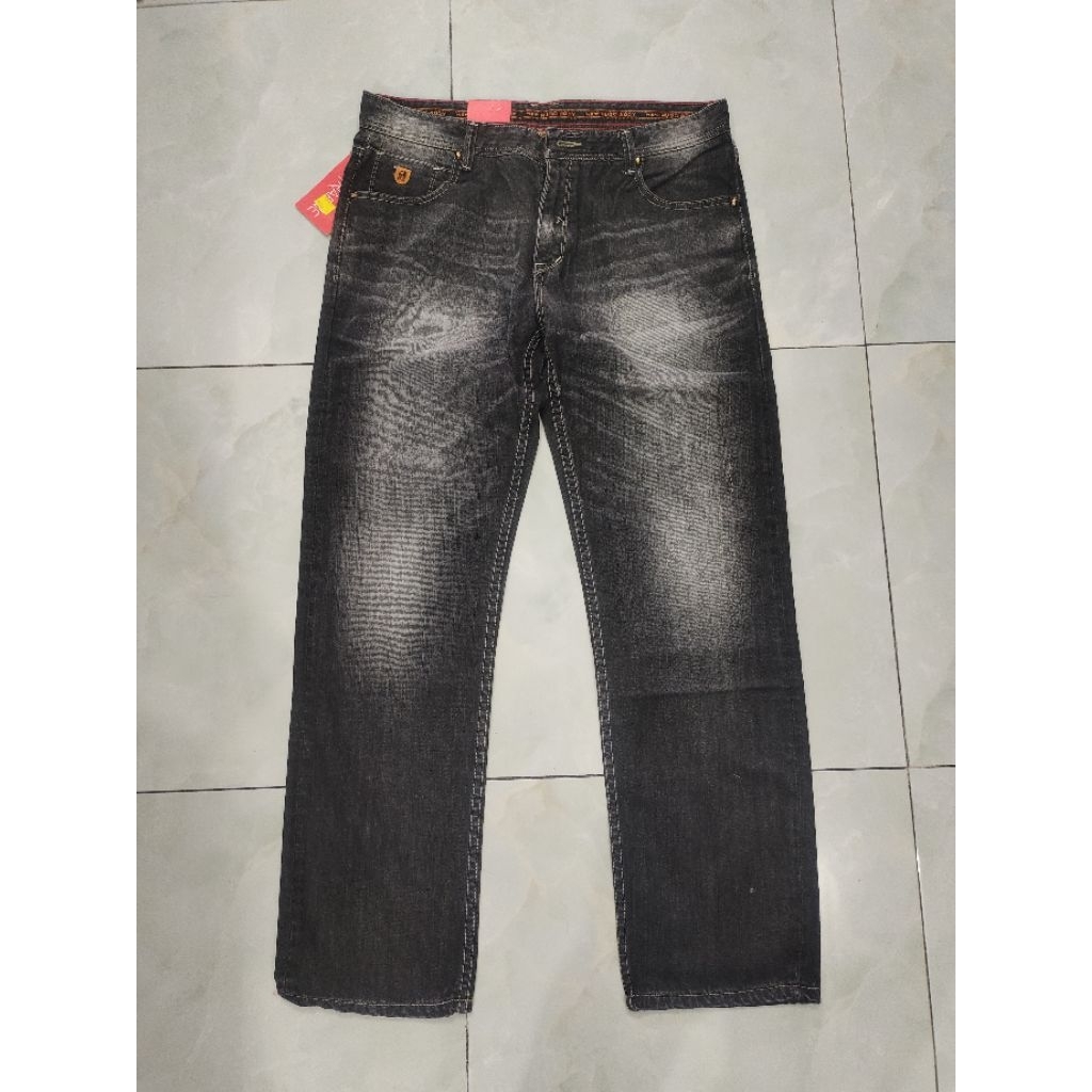 Celana Panjang Pria Jeans Hugo Body Warna Abu Sembur, UK 33-37, 100%Original&Murah