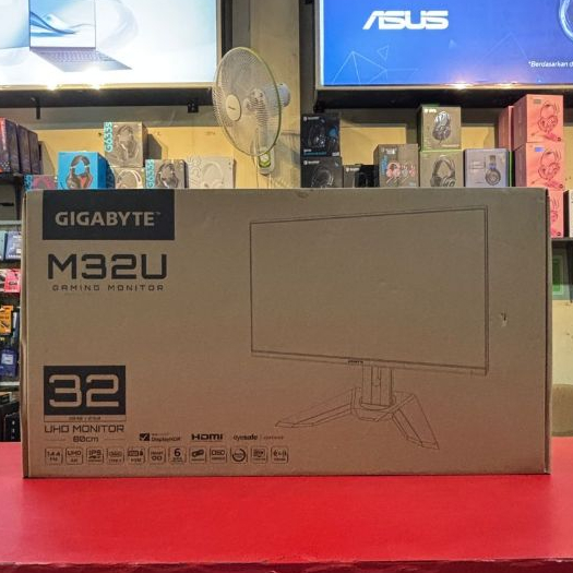 GIGABYTE M32U 31.5" SS IPS UHD 144Hz VRR 123% VESA DISPLAY HDR 400 sRGB KVM GAMING MONITOR (SECOND B