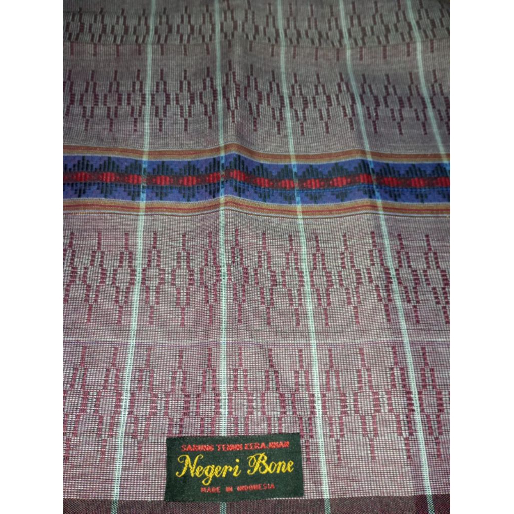 sarung tenun bugis