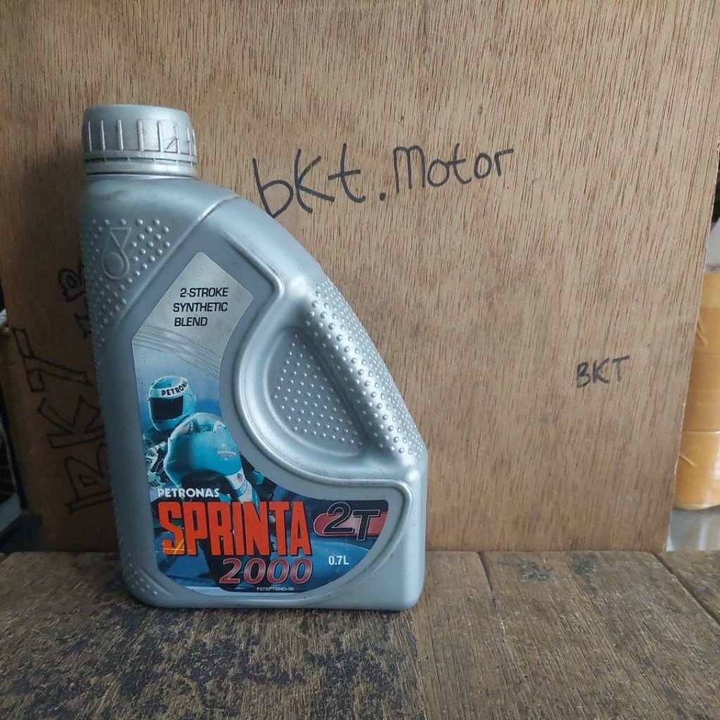 Oli Petronas Sprinta 2000  syntetic blend 2T 2tak