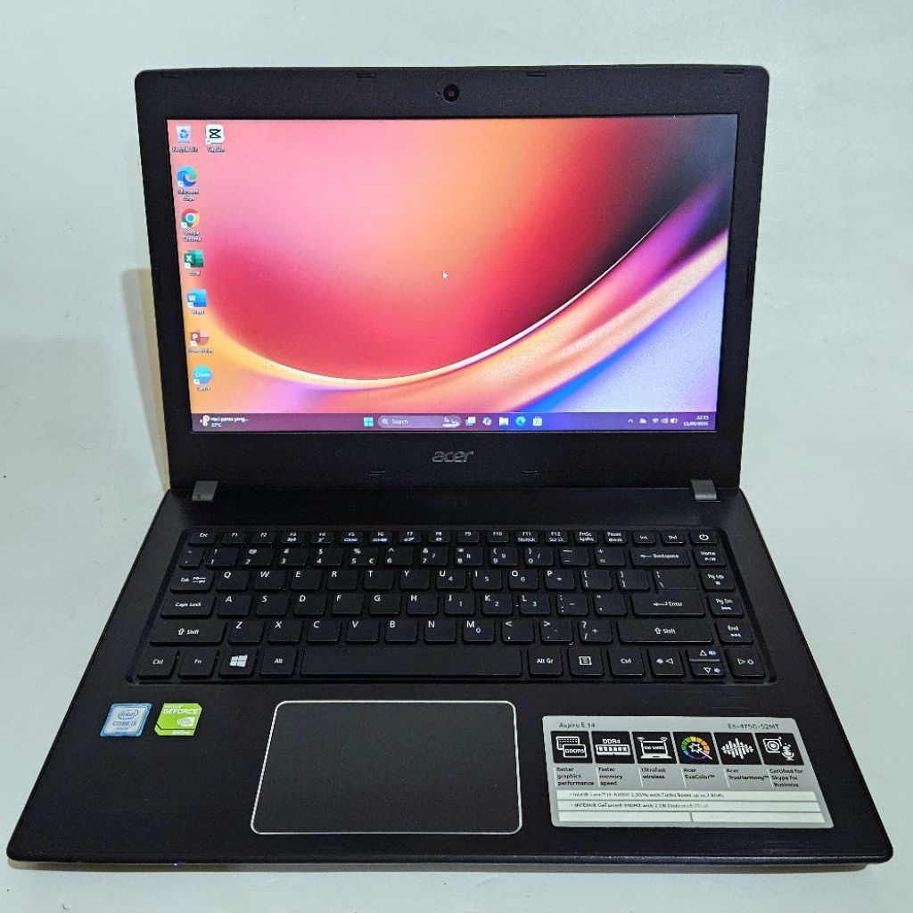 Laptop Editing/Desain/gaming Acer Aspire E5-475G - Core i5 6200u - Dual vga Nvidia 940MX Ram 16gb