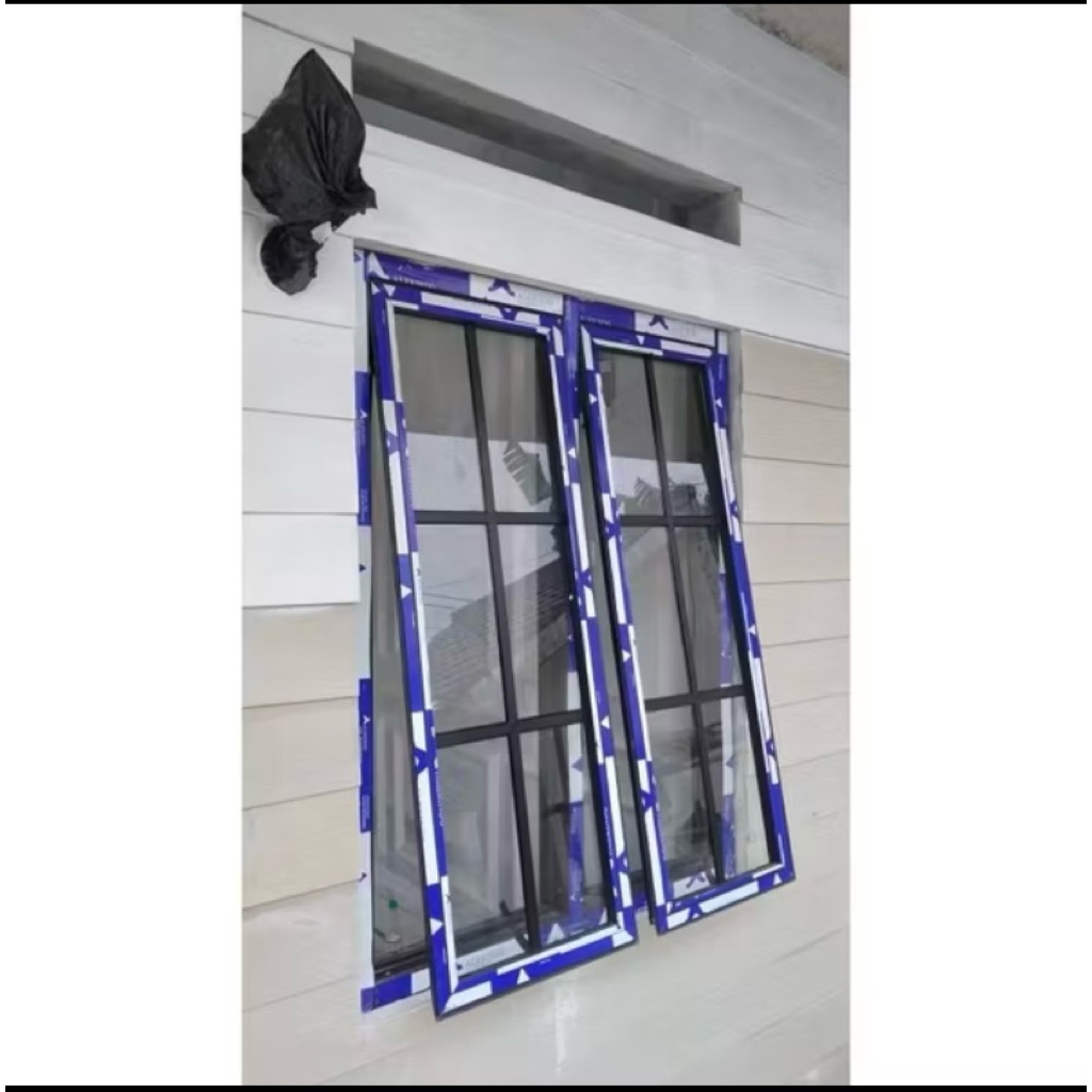 kusen jendela alumunium gandeng dengan kaca ornamen