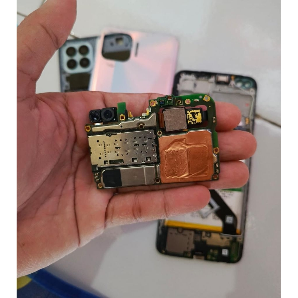 Sparepart/Reno 4f 8/128 Matot