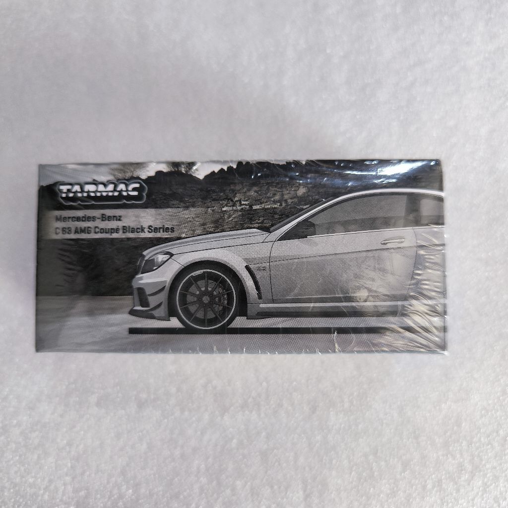 TARMAC WORKS MERCEDES BENZ C63 AMG COUPE BLACK SERIES SILVER METALLIC