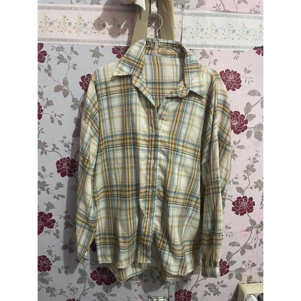 kemeja cream renjun nct