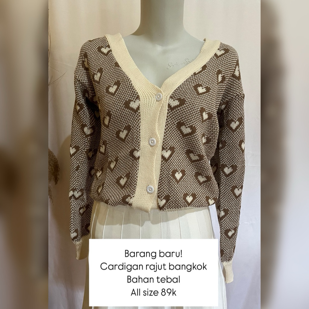 BARANG BARU Cardigan import bangkok bahan tebal motif cinta