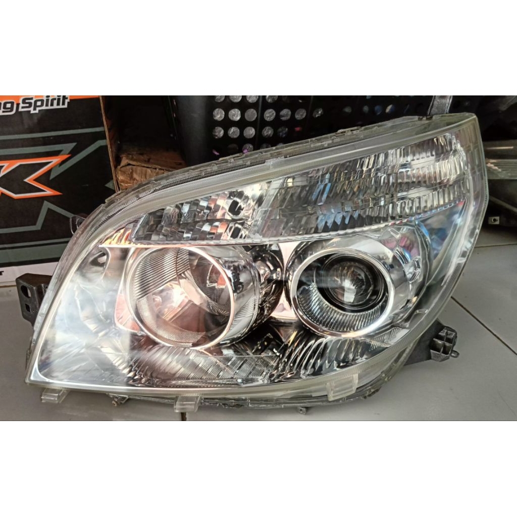 lampu depan rush/Terios 2011-2015