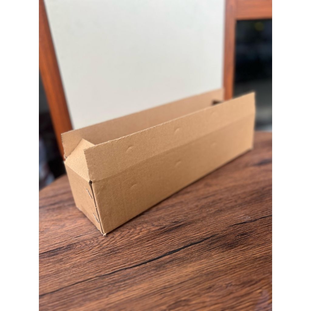

Karton Box Ukuran 42x9x9cm Kardus Packing