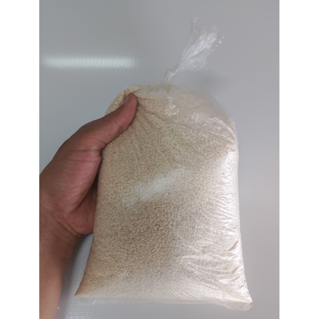 

Biji Wijen 1 pack - 500 gram