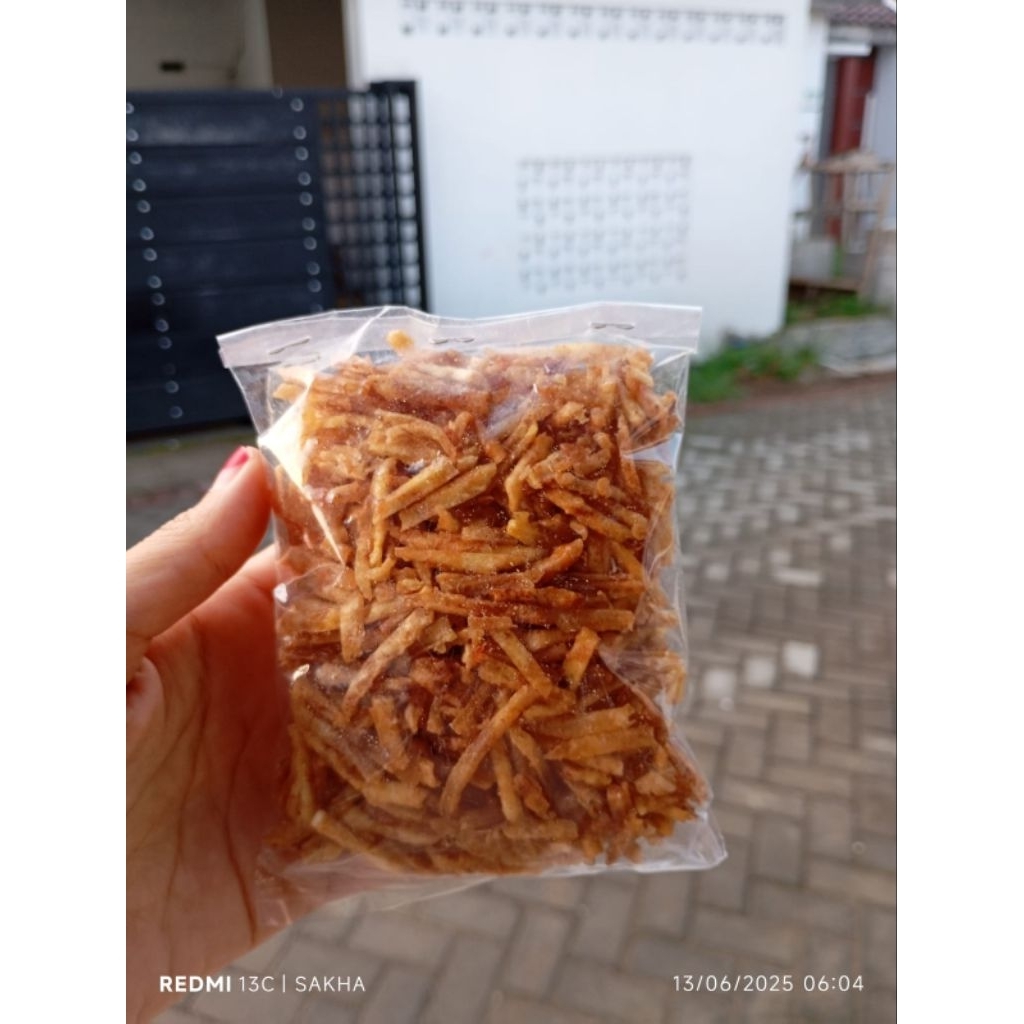 

OLEH-OLEH KHAS DAYEUHLUHUR CILACAP || Misda Pisang