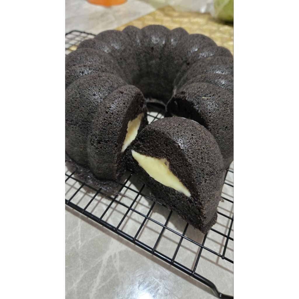 

BOLU KETAN HITAM CHEESE / BOLU KETAN HITAM