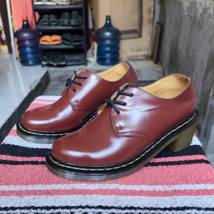 Dr Martens Amory Cherry Red Original (Smooth Docmart 1460 1461 1490 1914 Bex Sole Red Cherry Crazy H