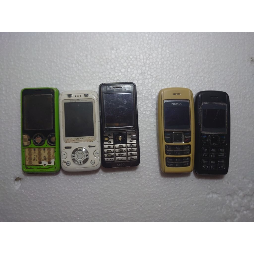 HP Jadul Bekas Sony Dan Nokia