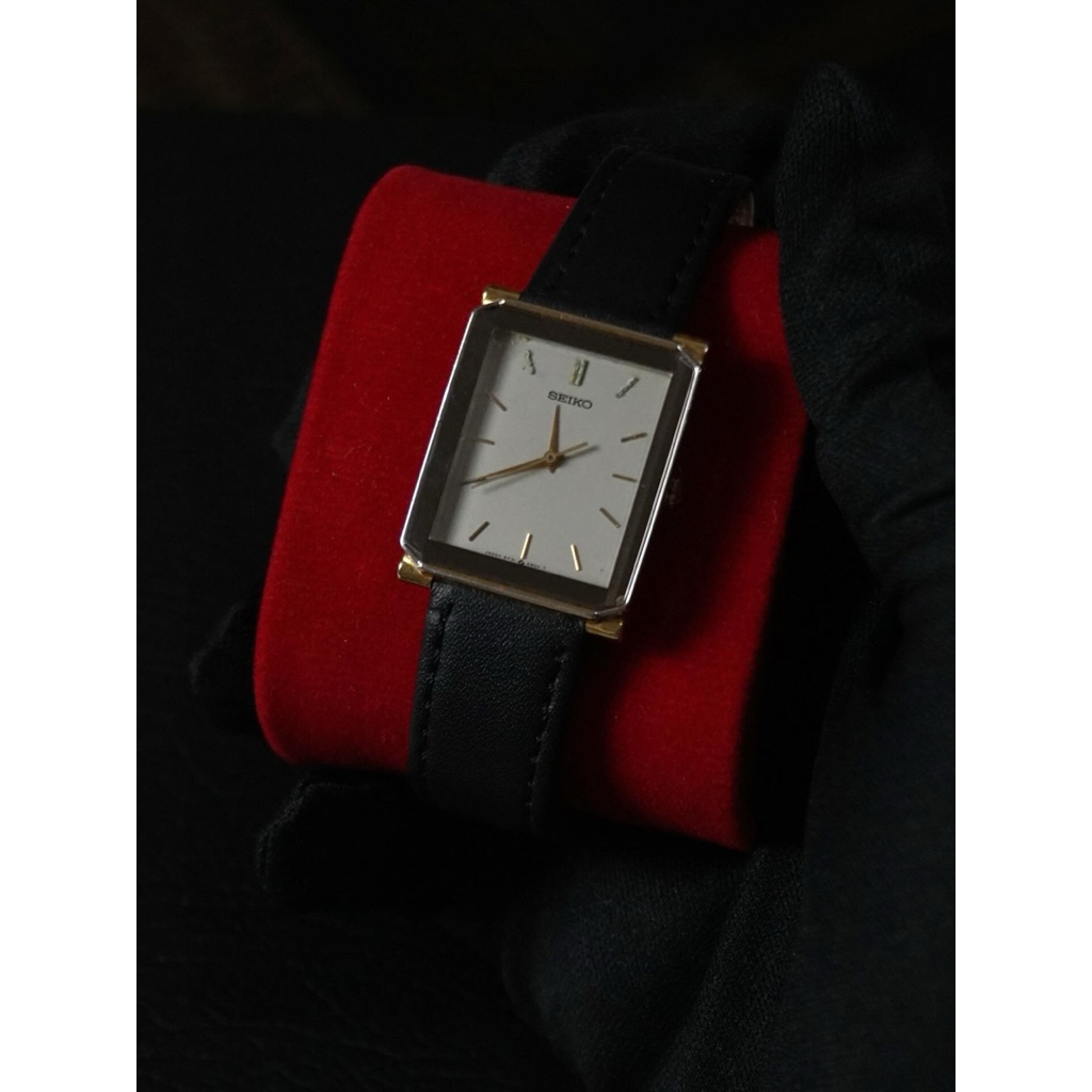 Seiko tank rectangel