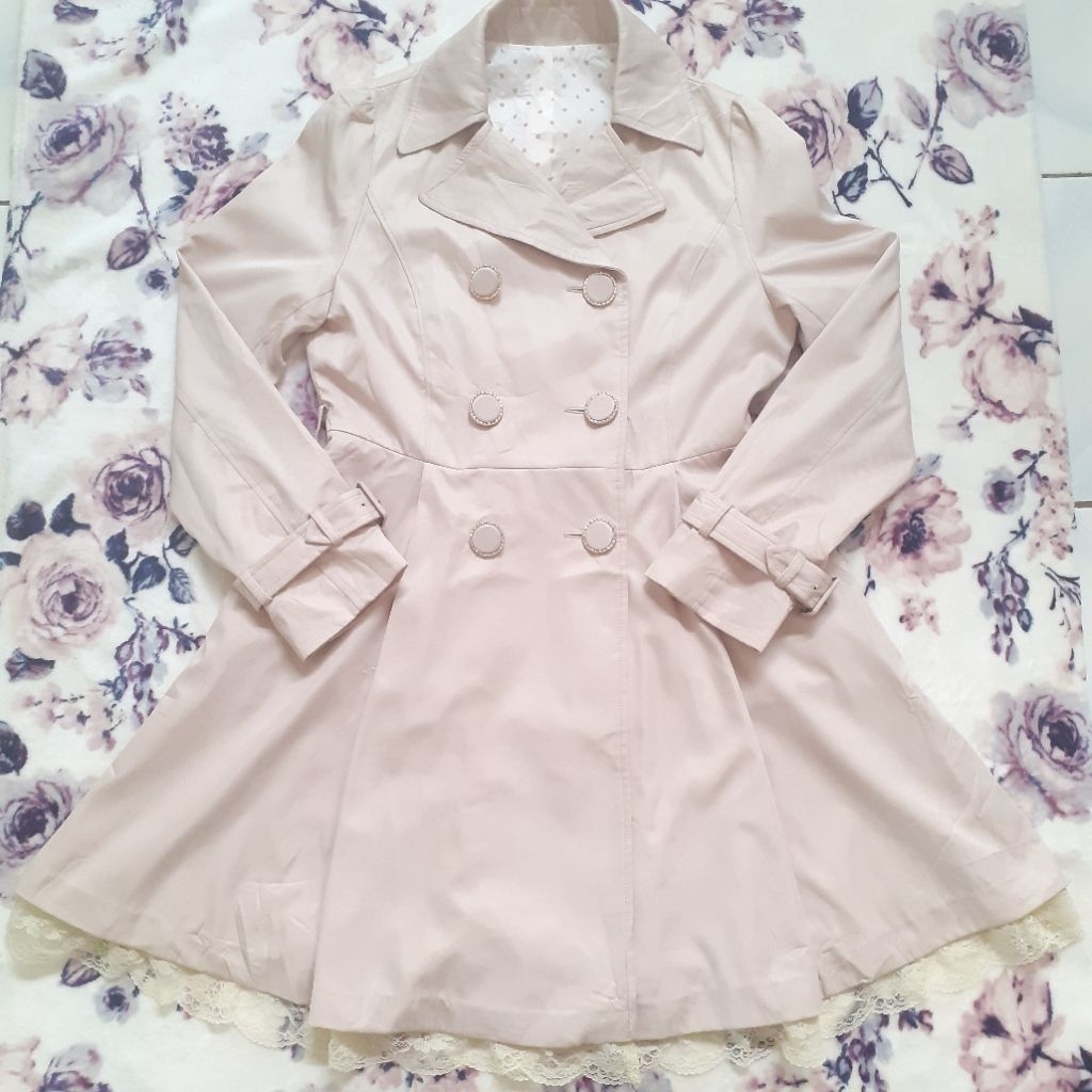 Coat Megar Renda lepas pasang