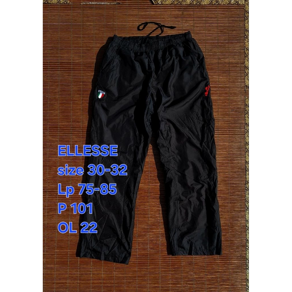 Celana ELLESSE Panjang Training Parasut Hitam