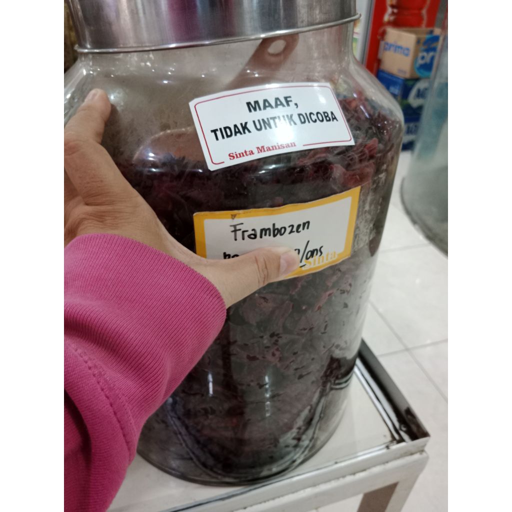 

Manisan Frambozen Tanpa Berat = 100 Gram Asli Sinta Manisan Khas Cirebon