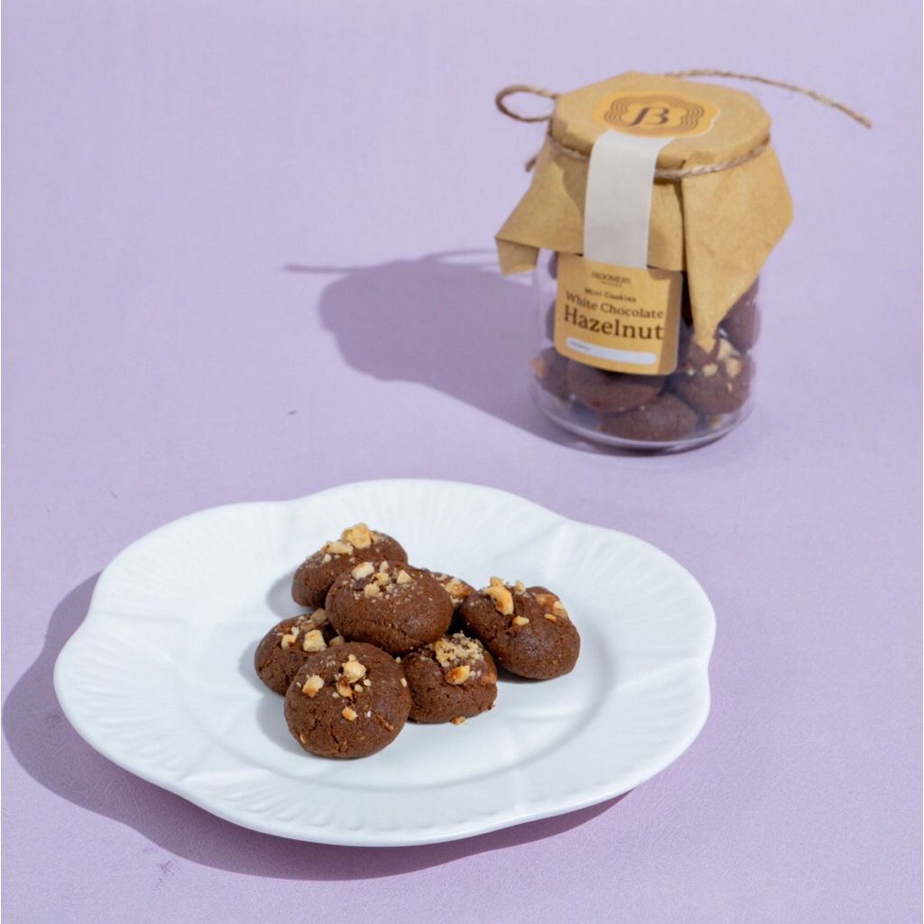 

White Chocolate Hazelnut Cookies
