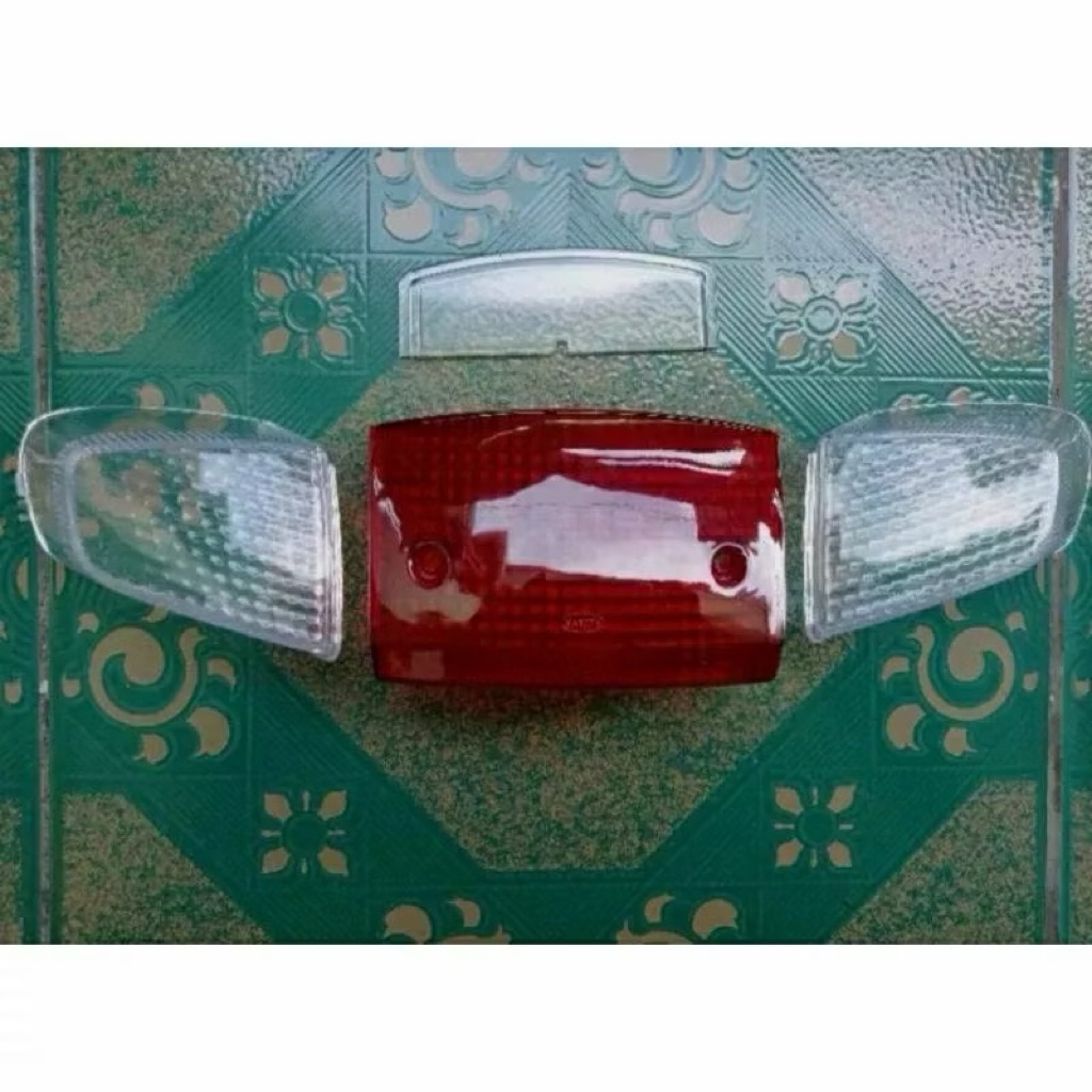 mika lampu stop astrea grand merah putih mika lampu stop belakang astrea grand