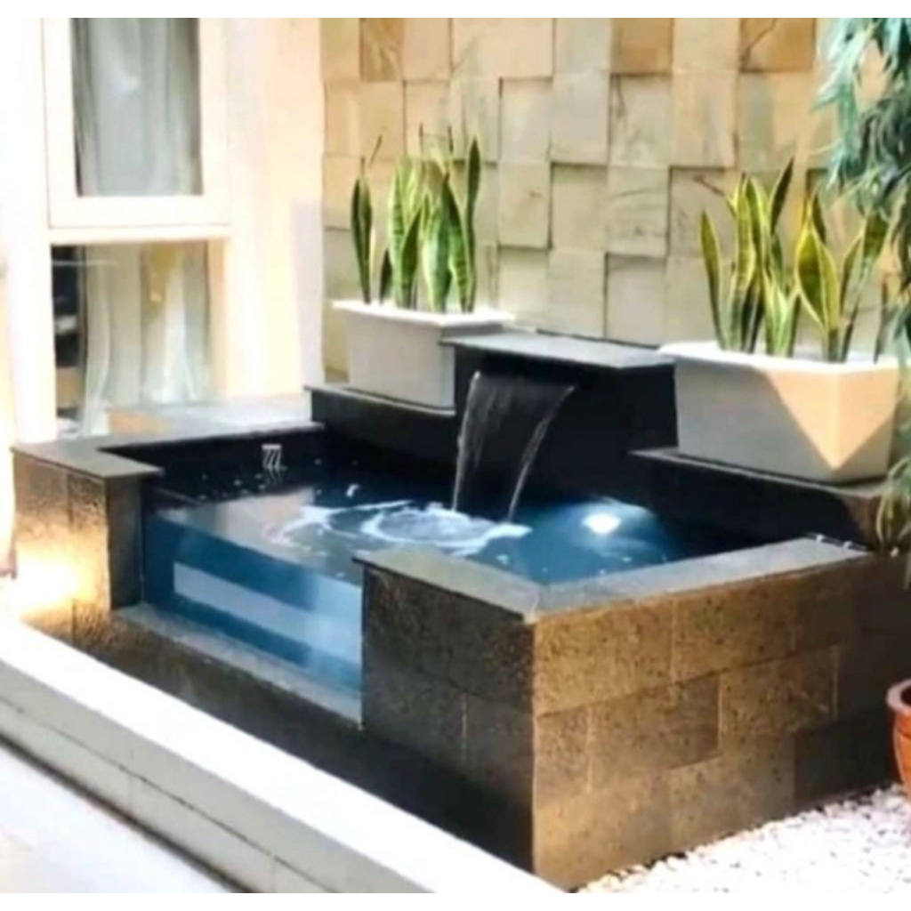 kolam ikan kaca