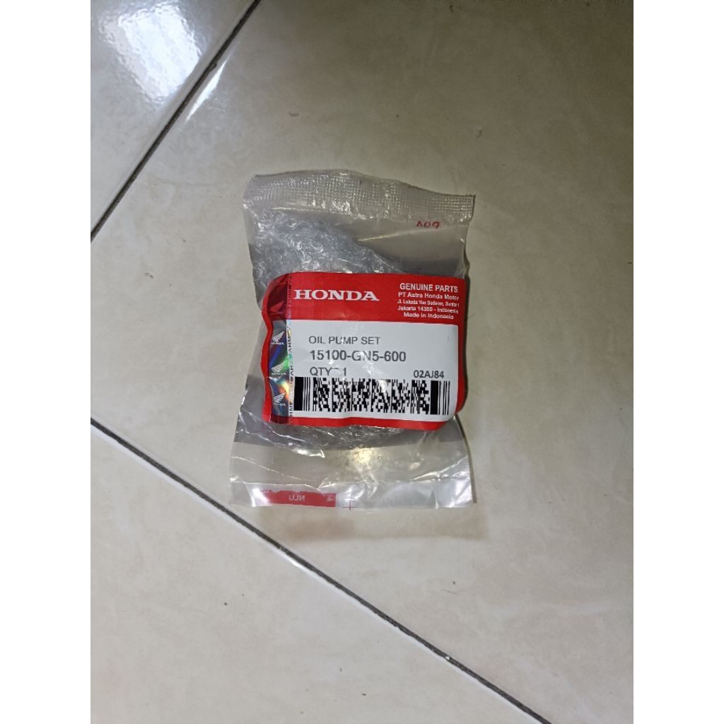 pompa oli Astrea grand prima original