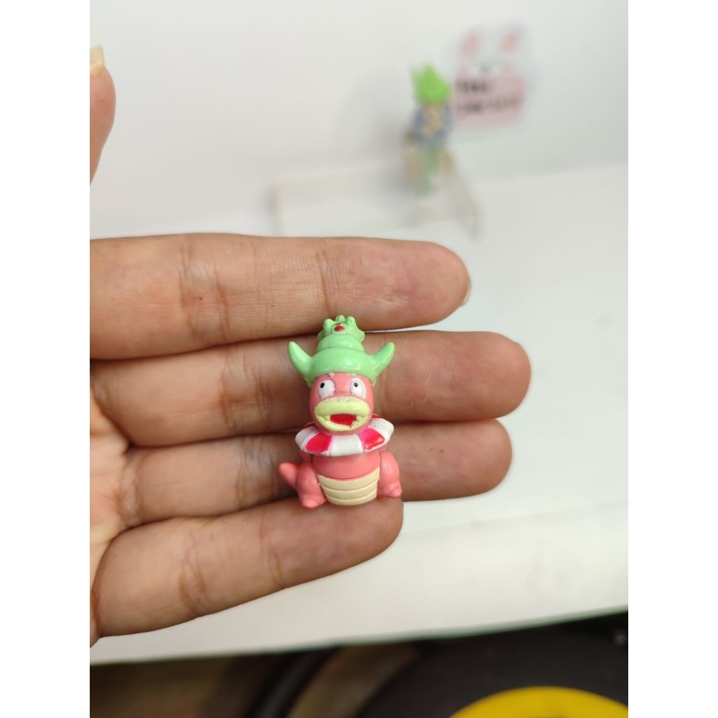 pokemon figure slowking mini figure