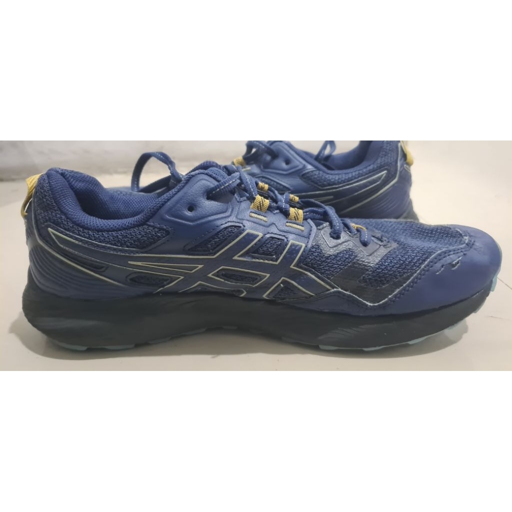sepatu lari asics trail run original size 44.5
