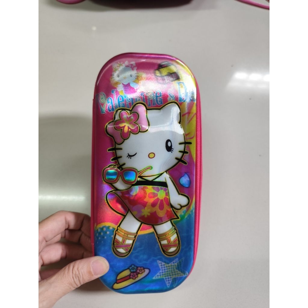 

Kotak pensil hello kitty