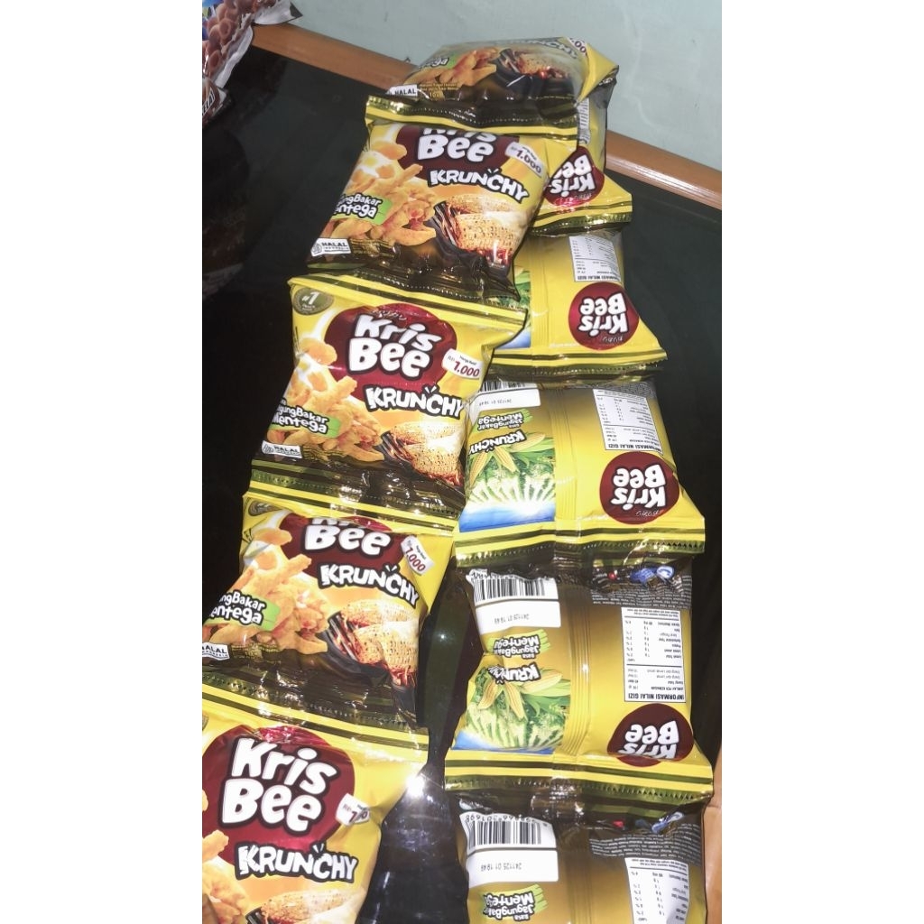 

Krisbee Snack Ciki Jagung Gurih Lezat dan Enak Kesukaan Anak Anak Jajanan Murah dan Halal