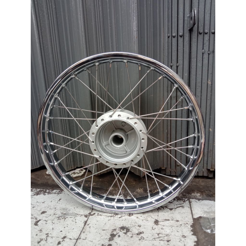 velg/pelek jari-jari belakang motor Honda Supra fit/Supra x 125/ karisma Kirana/Revo lama original s