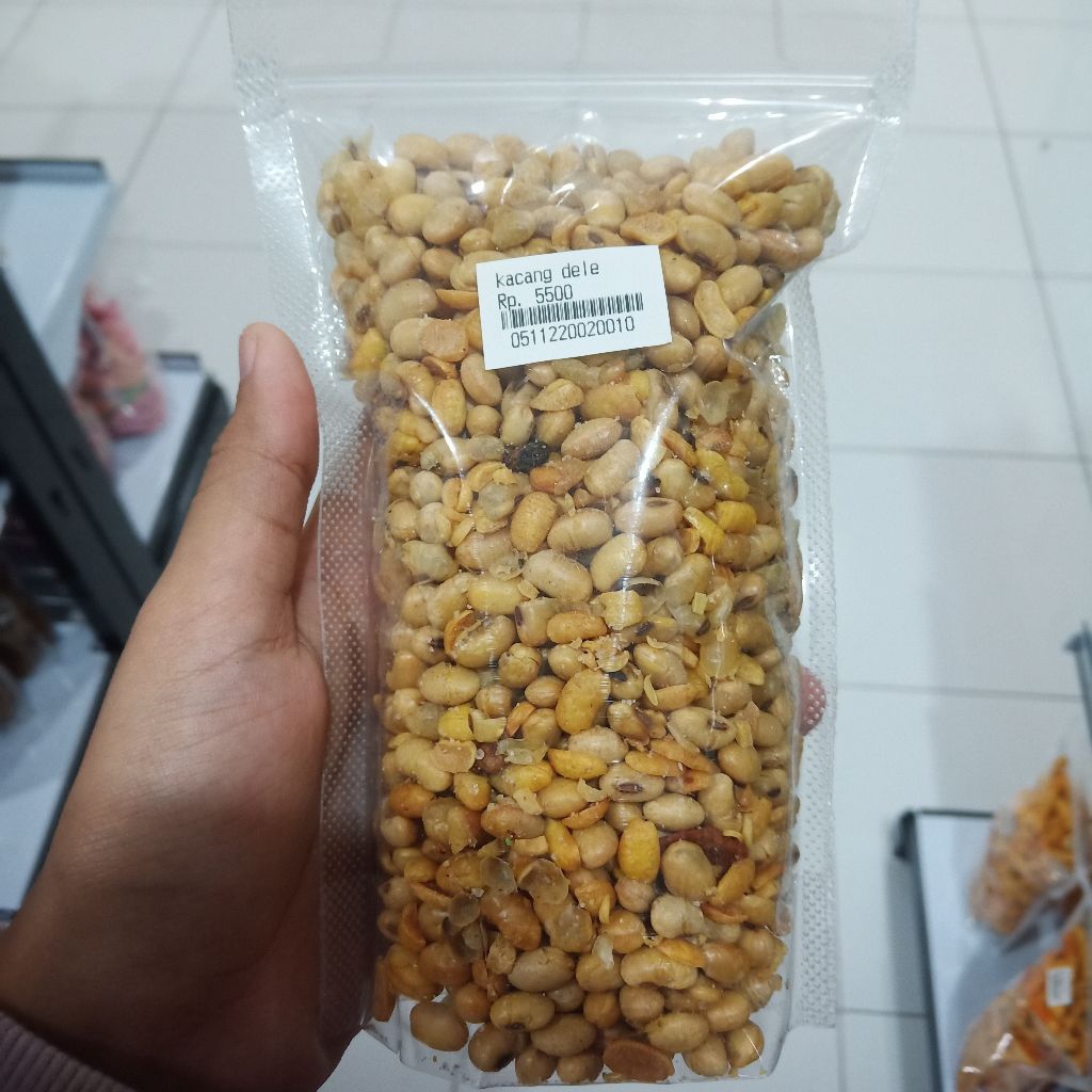 

kacang dele 200gr