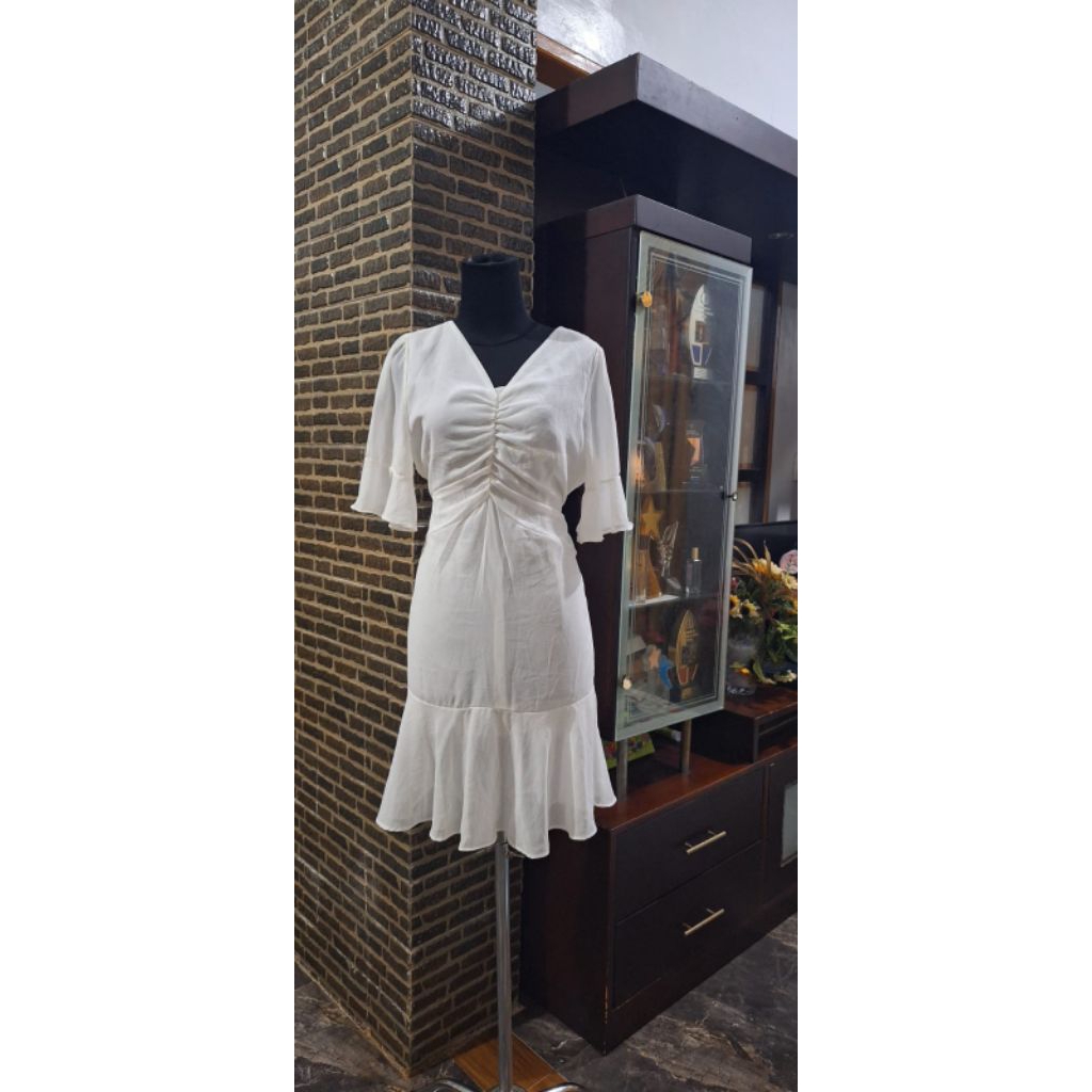 Dress sifon putih/ Dress smoke party