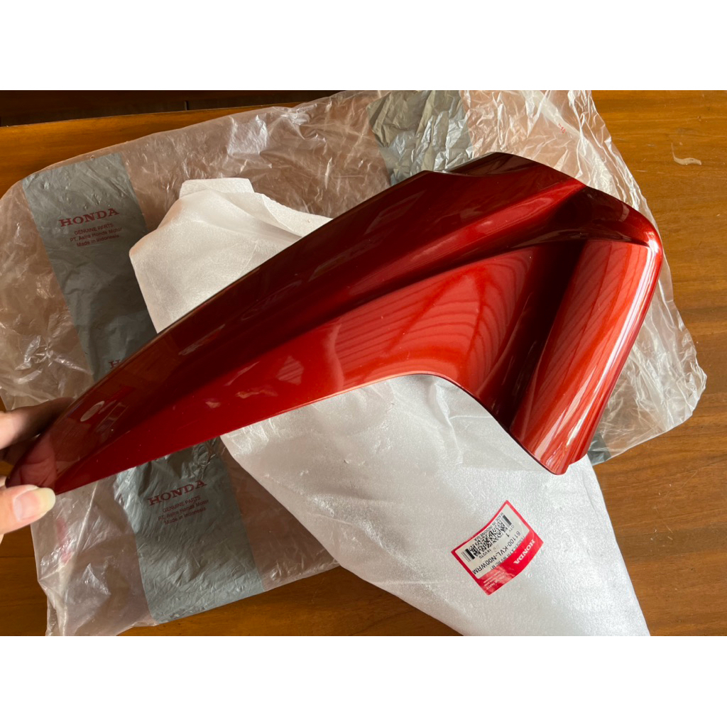 61100-KVL-N00 SPAKBOR SLEBOR DEPAN HONDA SUPRA X 125 BATMAN SUPRA X125 NEW KVL BATMAN MERAH MAROON M