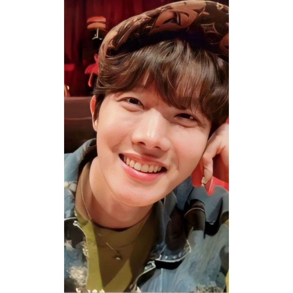 

Stiker Kecil J-Hope BTS Part 24