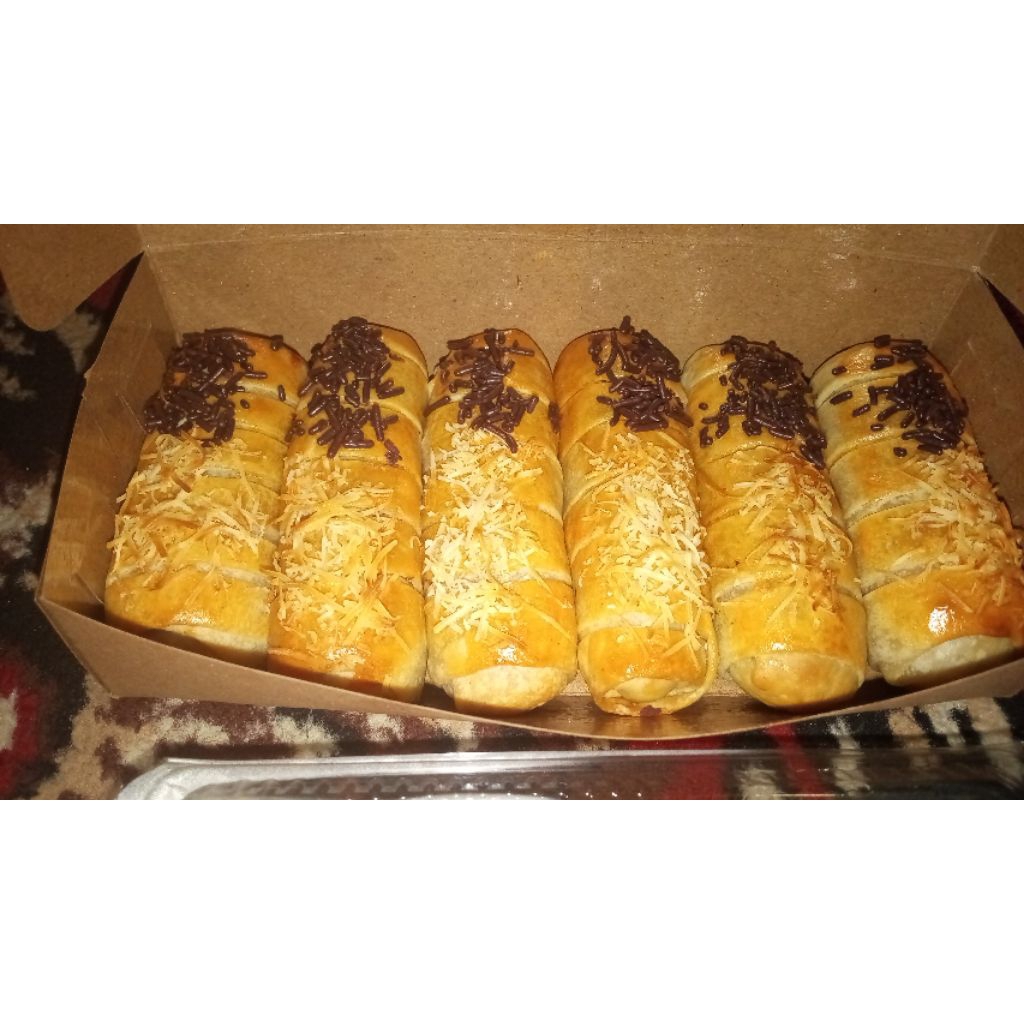 

Bolen Lilit pisang coklat keju