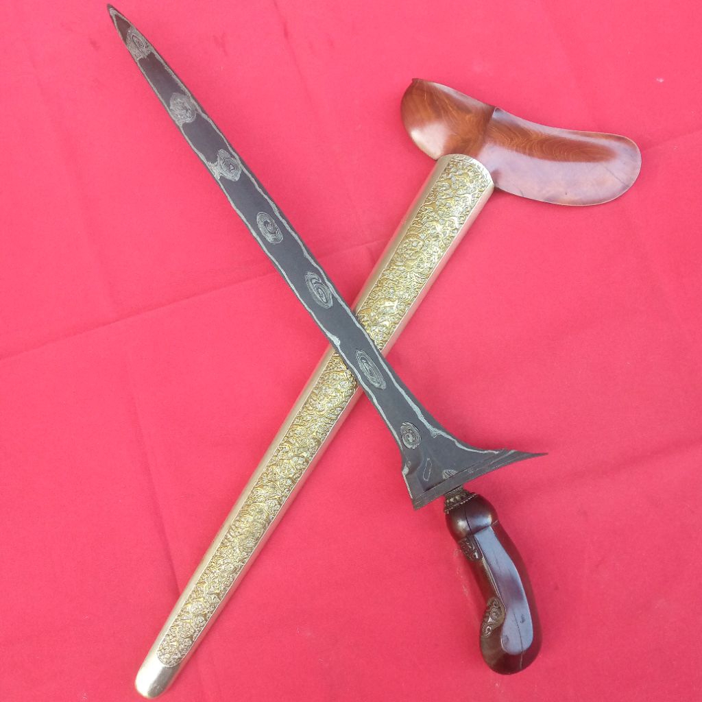 Dapur Jalak Tilam Sari Pamor Wengkon Isen Puser Bumi Tangguh HB Sepuh