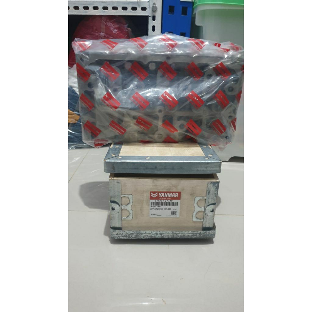 CYLINDER HEAD YANMAR 3TNM72 CYLINDER HEAD YANMAR 3TNM72 CYLINDER HEAD YANMAR 3TNM72