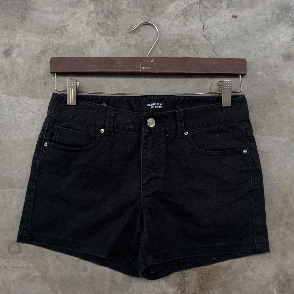 Hotpants Hitam Celana Pendek Jeans Wanita