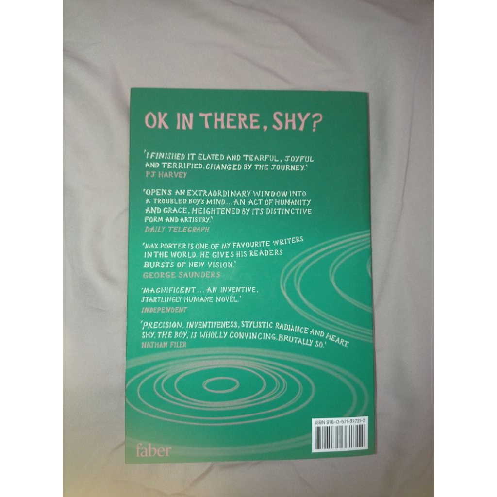 [PRELOVED] Shy - Max Porter