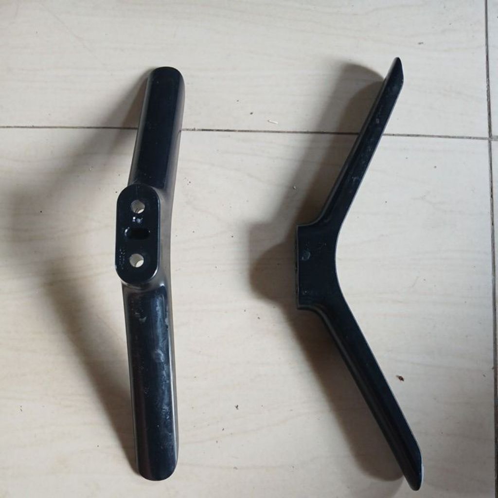 stand kaki tv led Changhong,CHIQ,Realme untuk 43in