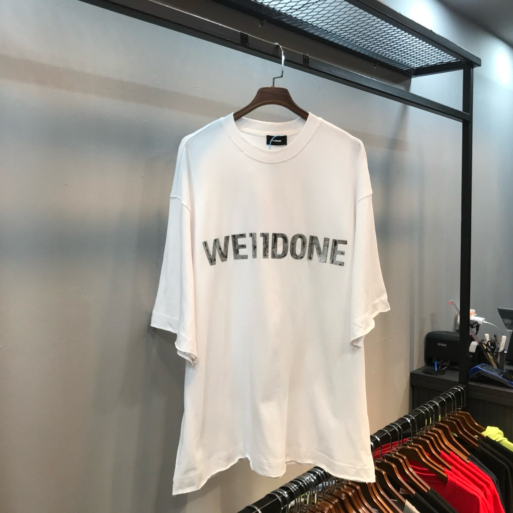 Kaos Pria WE11DONE Metal Rubber Logo PM