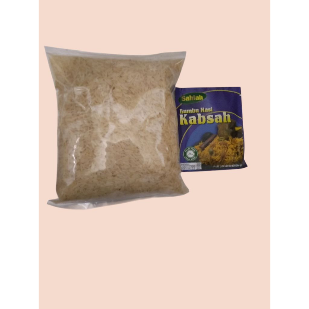 

PAKET BERAS BASMATI 1KG DAN BUMBU NASI KABSAH