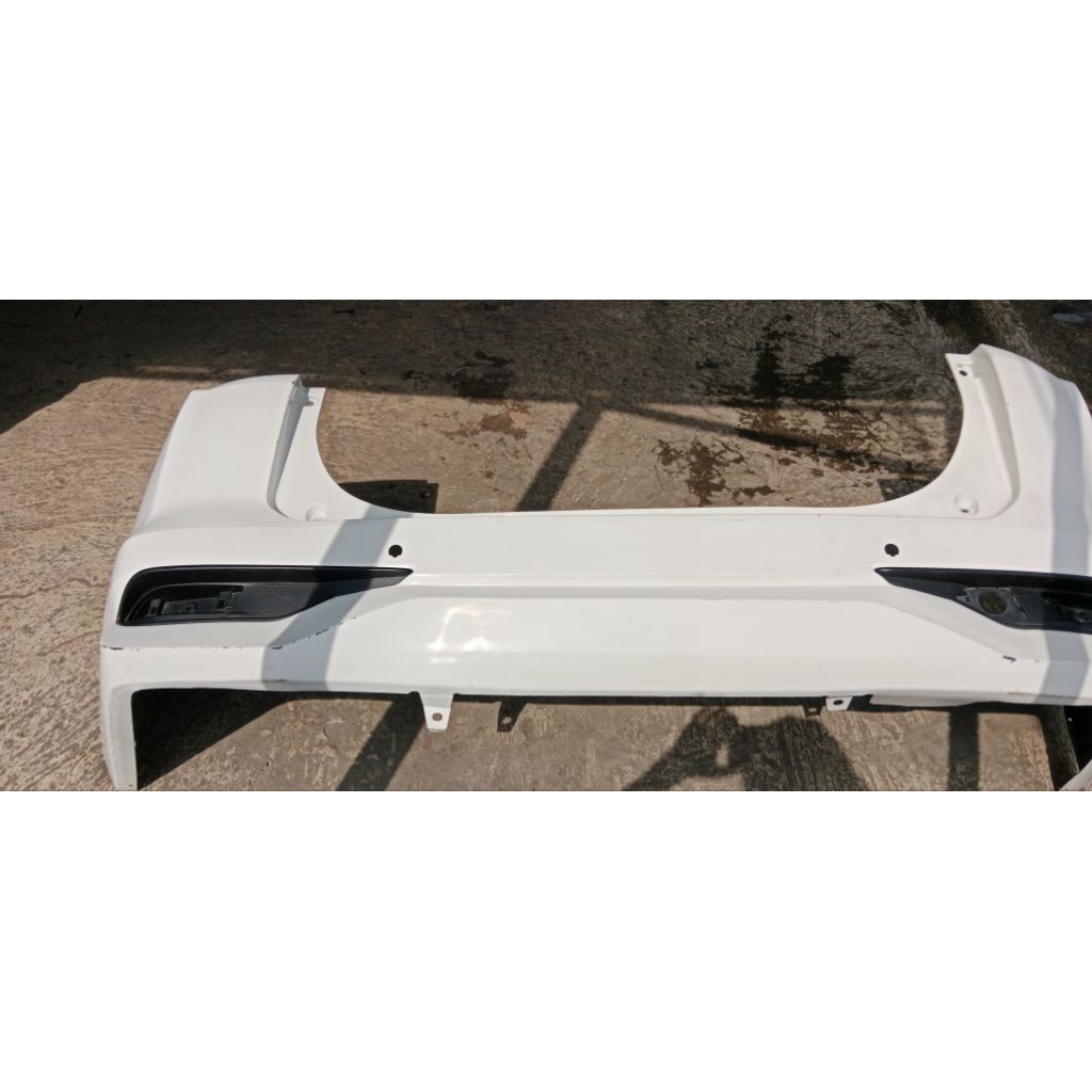 Bemper belakang avanza 2022