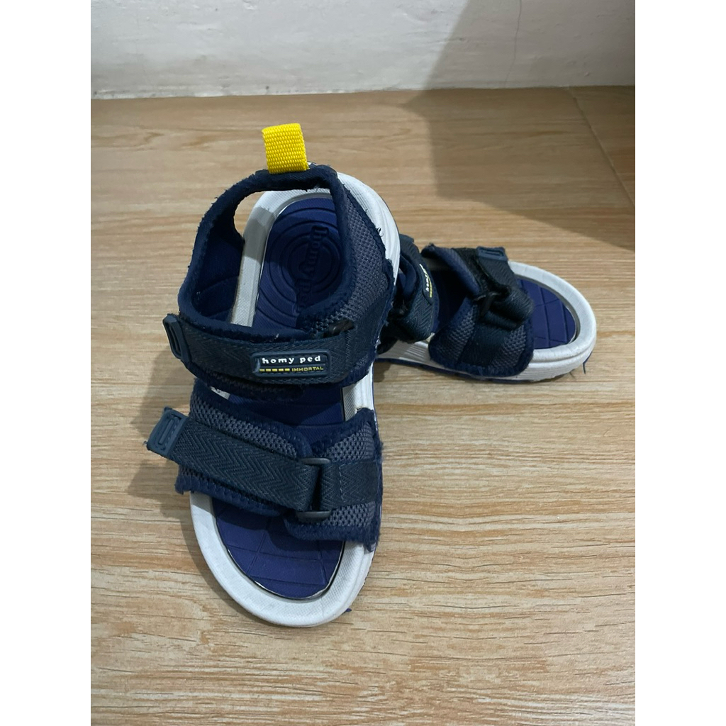 Homyped Busan Sandal Gunung Anak - Preloved
