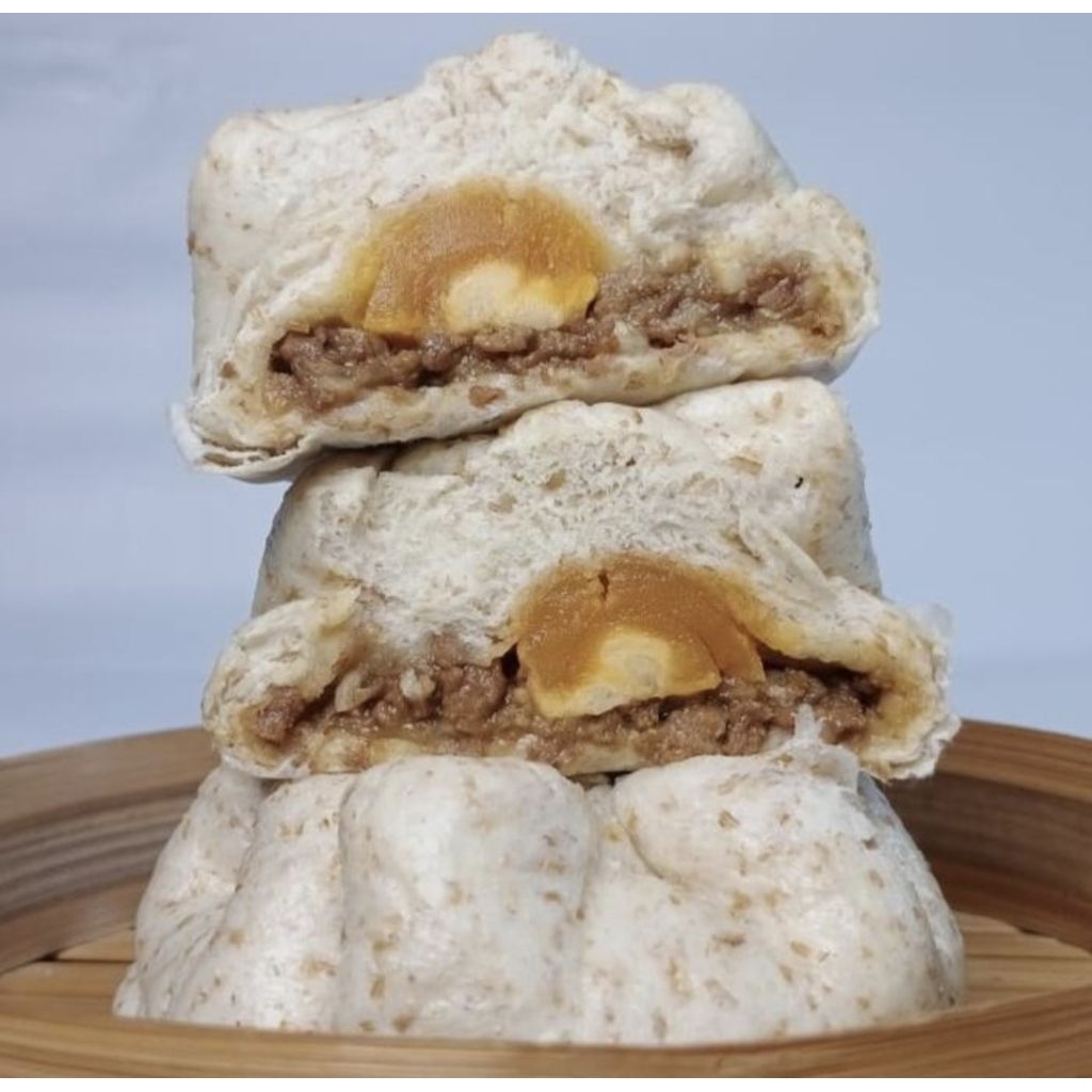 

Bakpao Gandum Ayam Telur Asin