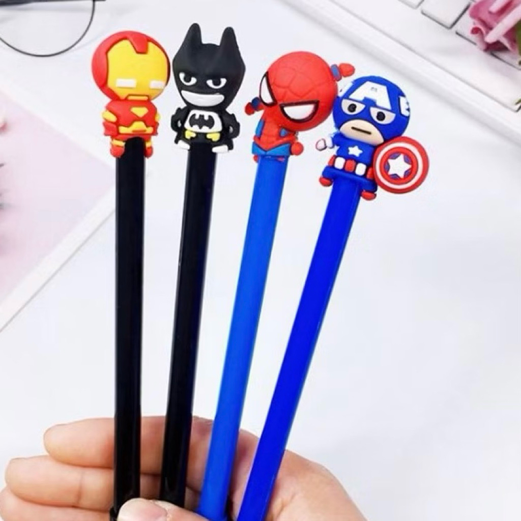 

Pena Karakter SuperHero Gel Pulpen Karakter Pen Tinta Gel Lucu Alat Tulis Karakter Superhero 3D Murah