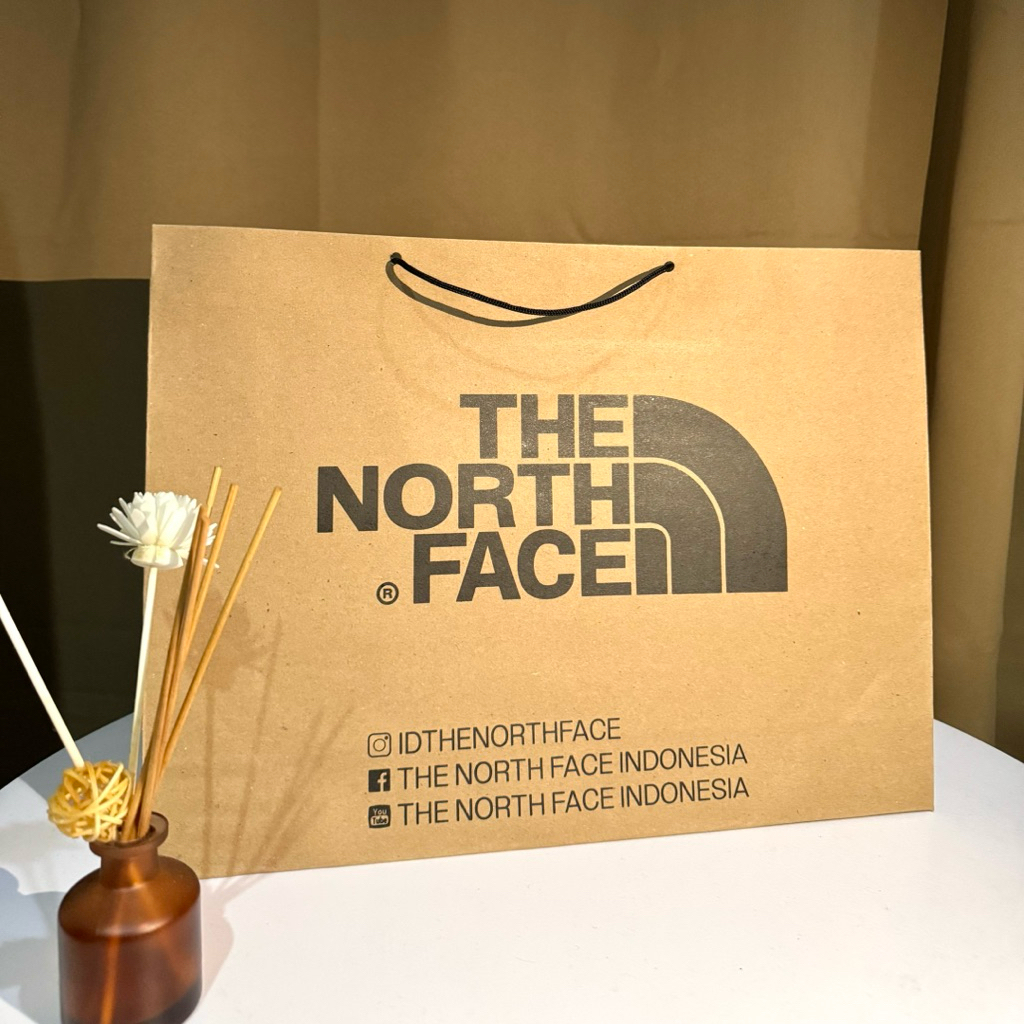 

Paper Bag The North Face Paper Bag Pembungkus Kado