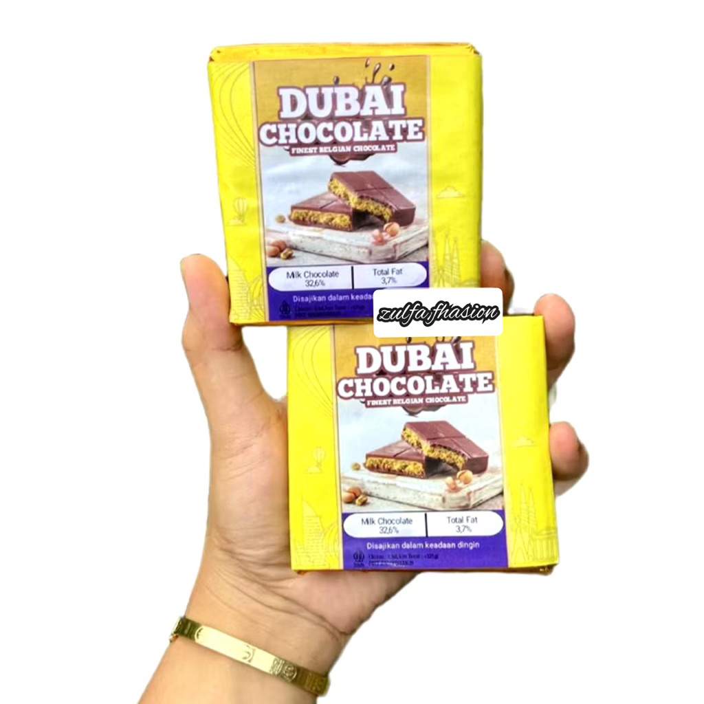 

Coklat Dubai Viral Size Kecil Original Crispy "PISTACHIO KUNAFE" Berat ±145 gr ,Size 16x8 cm ,Coklat Viral Lembut Meleleh Dimulut Food Cocoa Cemilan Makanan Cokelat Terlaris