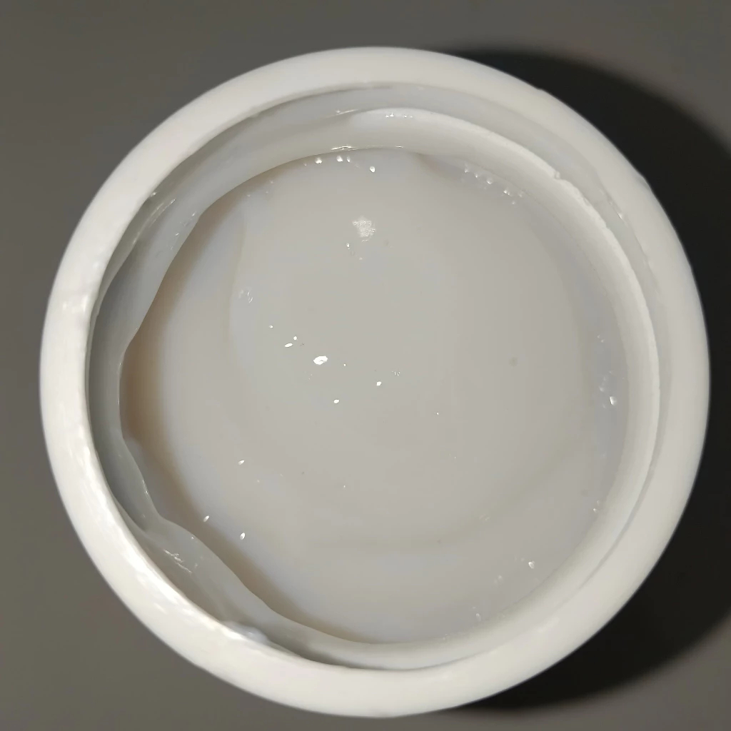 

1 Pcs Lem Kertas SNOWCAN