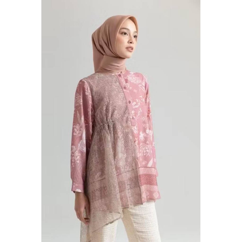 PRELOVED Ria Miranda Langkisau Top Size XL LD 110cm